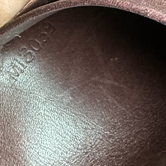 Louis Vuitton French Purse Amarante Wallet - Comes with Box - Picture 14 of 15